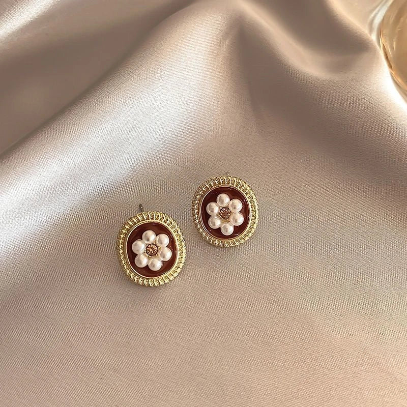 Vintage Dripping Oil Wine Red Retro Stud Earrings