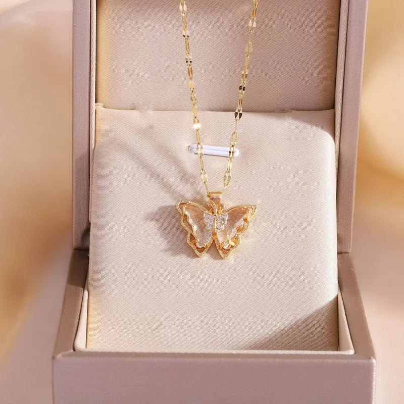 Luxury Zircon Butterfly Pendant Necklace